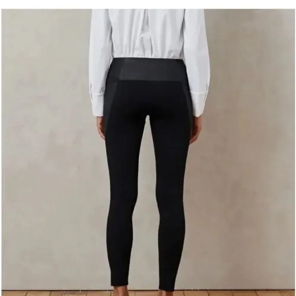 ADAY | Throw it Higher Black Zipper Leggings | M